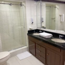 lindo apartamento más balcón InmobiliariaCol