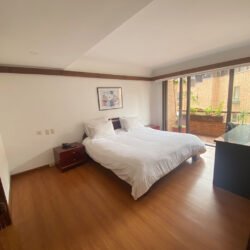 lindo apartamento más balcón InmobiliariaCol