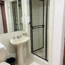 lindo apartamento más balcón InmobiliariaCol