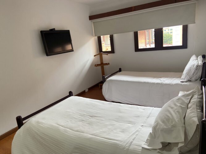 lindo apartamento más balcón InmobiliariaCol